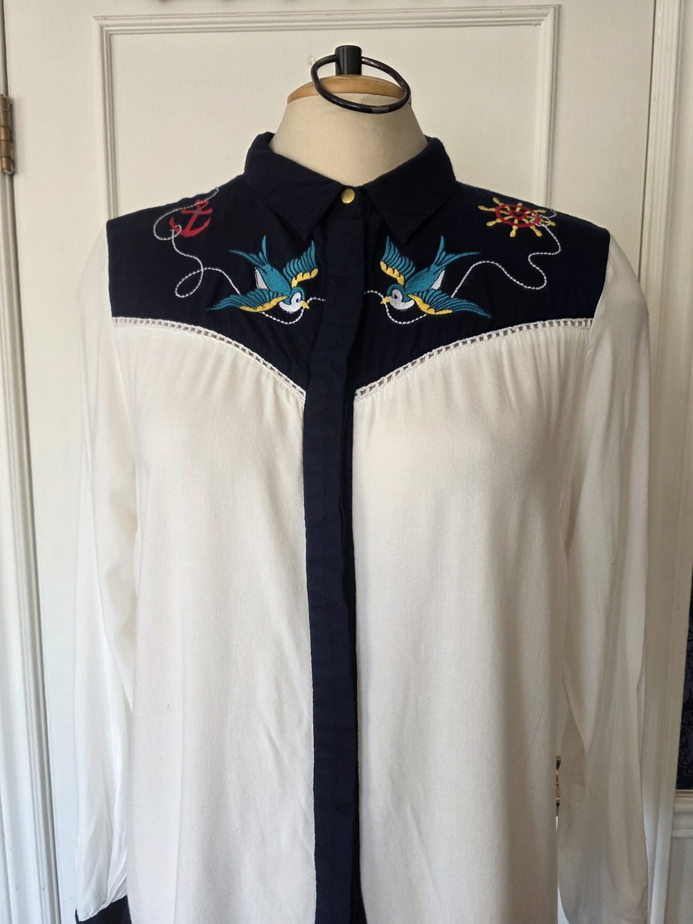 Sugarhill Brighton Embroidered Bird Western Shirt Colorblock Sz8 cowgirl, boho